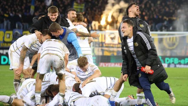 1698934825787037776.jpg 233.jpg